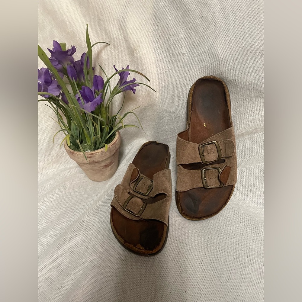Women's suede sandals